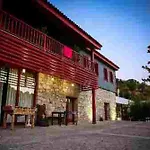 Quinta Dos Padres Santos, & Farm stay