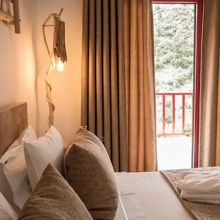 Quinta Dos Padres Santos, &