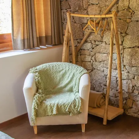 Quinta Dos Padres Santos, &