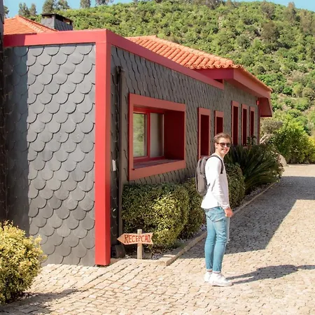 Lantgård Quinta Dos Padres Santos, & *