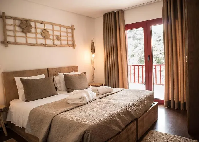 Quinta Dos Padres Santos, &